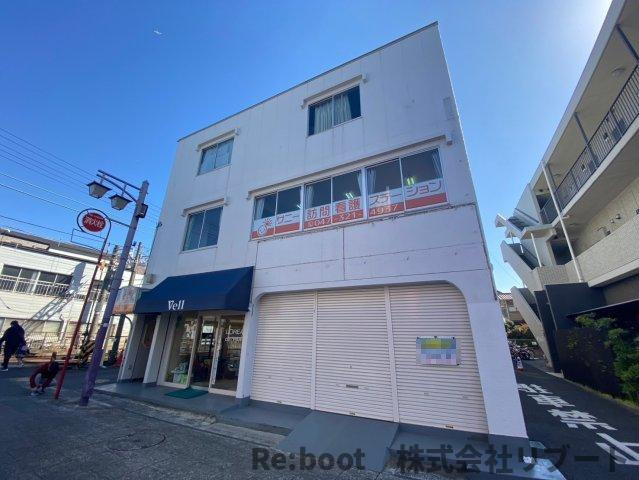 稲川ビルの外観