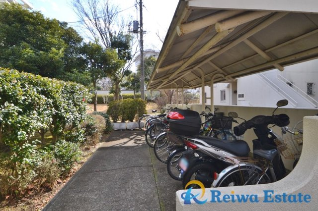 駒寄第一住宅　21号棟の駐車場