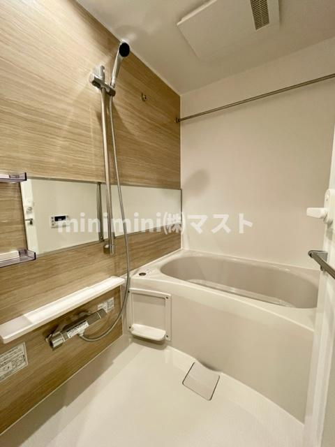 シーズンフラッツ中崎の浴室