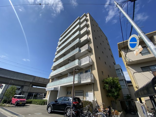 東大阪市俊徳町５丁目の賃貸マンションの外観