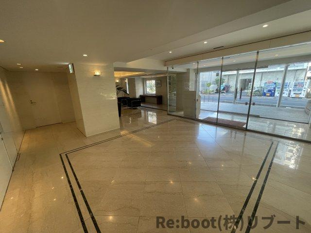 SOCIETY SEASONSのロビー