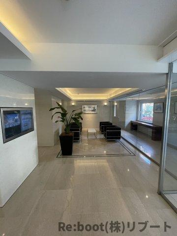 SOCIETY SEASONSのロビー