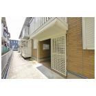 グランモア東九条Ⅲのエントランス|きれいな共有スペース