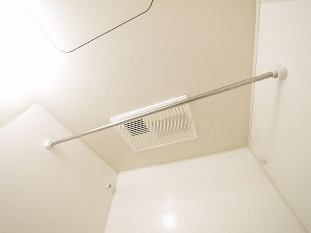 グランモア東九条Ⅲの駐車場|駐車場があるので、車を買う予定の方も安心です