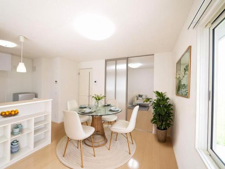 グランモア東九条Ⅲの居間・リビング|CGで家具等を配置したもので家具等は含まれません