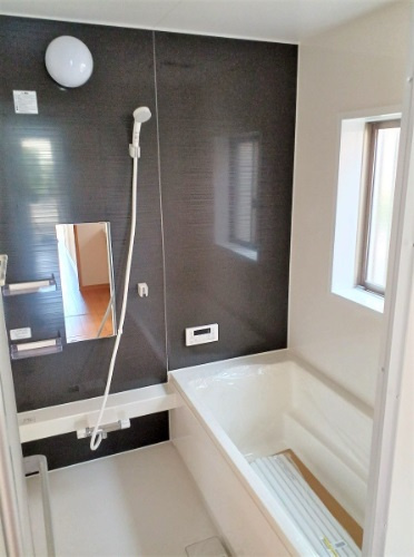 熊谷市大原　中古戸建の浴室