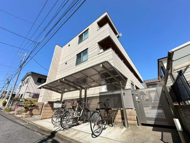 ハイ スクエア 元町の外観