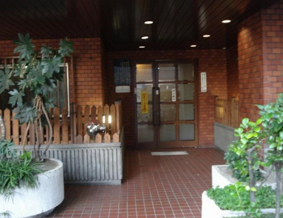 【エントランス】 | ロジマン御苑