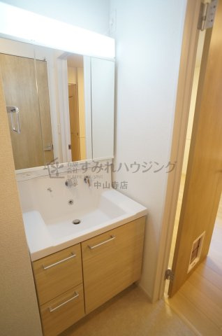 レジデンス荒牧の洗面所