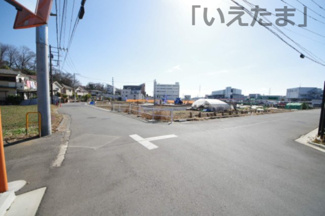 【前面道路含む現地写真】 | 令和７年２月１５日撮影　建築中
