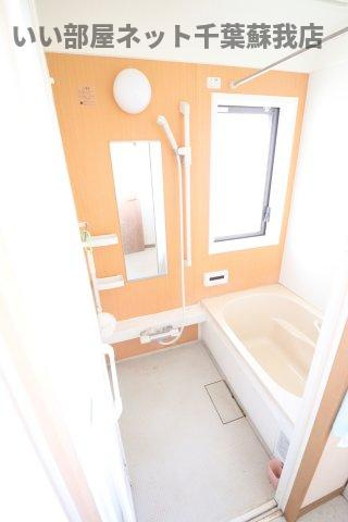 草刈戸建貸家の浴室