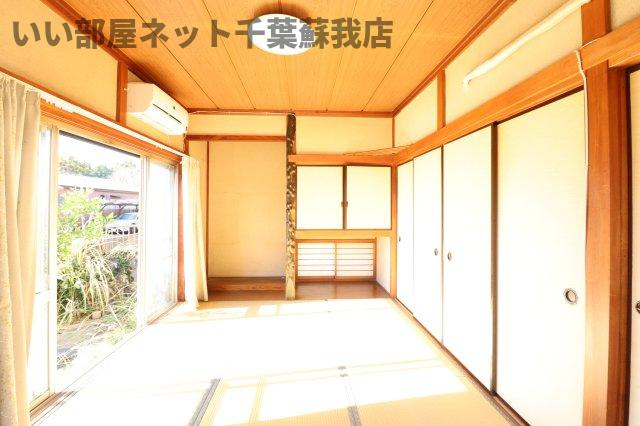 草刈戸建貸家の寝室