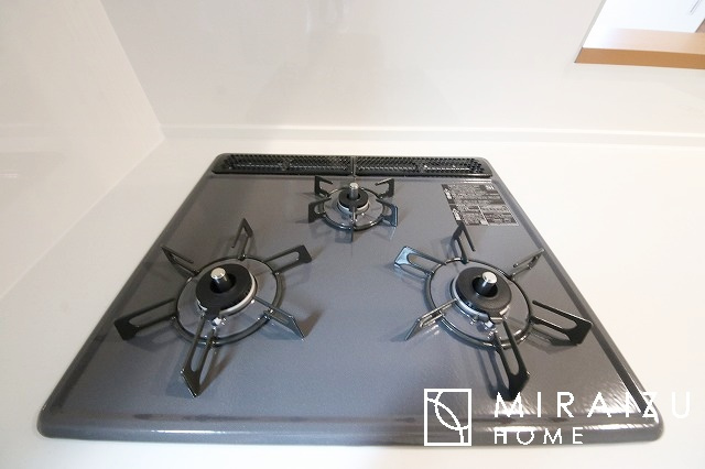 【キッチン】 | 暮らしやすさを考えたプランで快適な現地ロケーションを実現。安らぎに満たされる、ゆとりのある日々を過ごせます♪