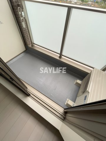 F asecia laniのバルコニー