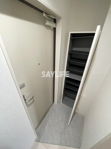 F asecia laniの玄関