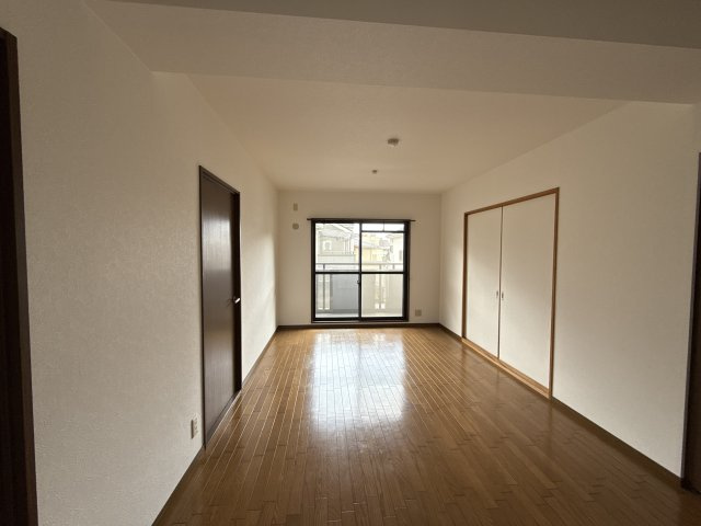 アルコート高岡の居間・リビング