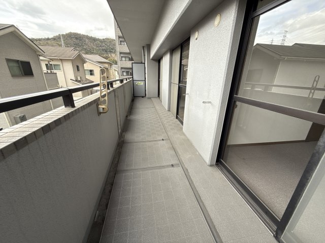 アルコート高岡のバルコニー