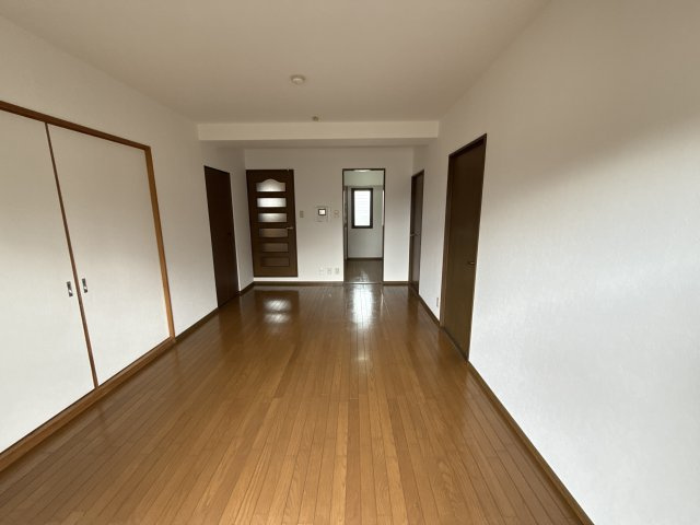 アルコート高岡の居間・リビング