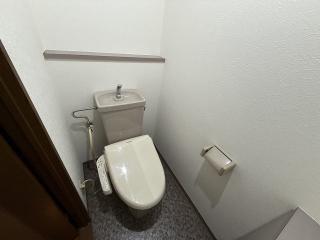 アルコート高岡のトイレ