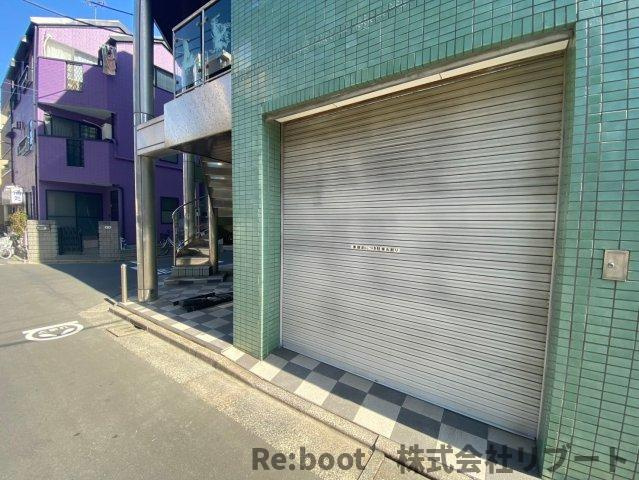 アンドコム篠崎町のエントランス