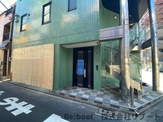 アンドコム篠崎町のエントランス