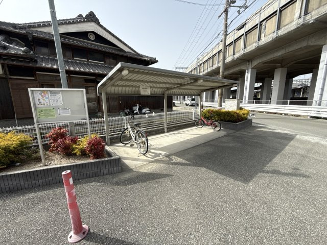 プランドールⅠの駐車場