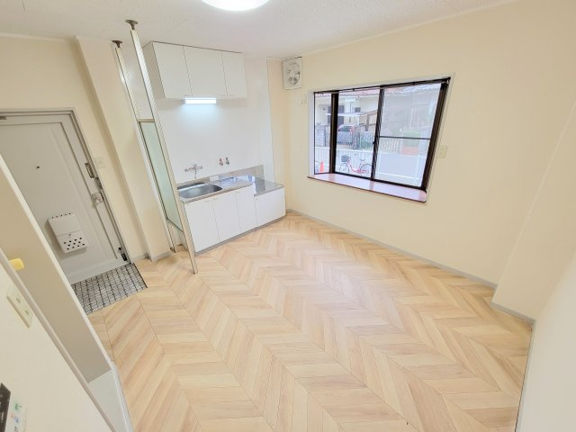 ロイヤル南生駒の居間・リビング