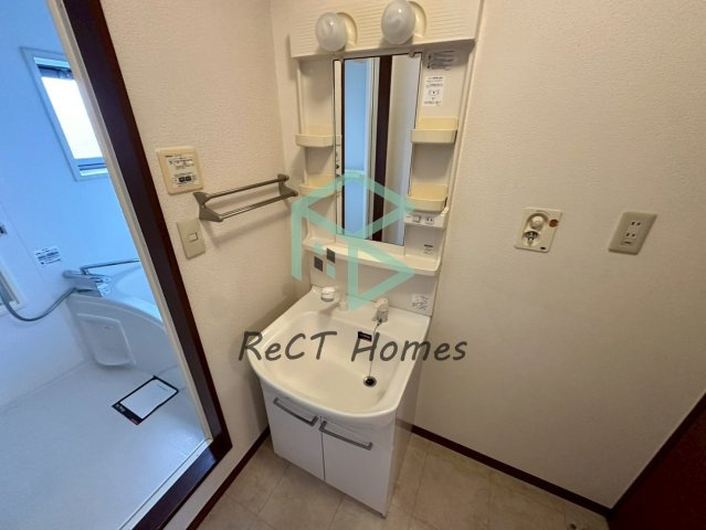 シャーメゾンTOMAMI　Ａ棟の洗面所