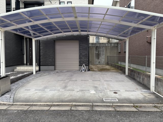 中古戸建　伴北7丁目の駐車場