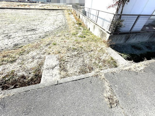 【前面道路含む現地写真】 | 小佐野町７丁目売土地