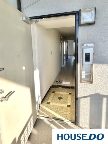 中古マンション　稲毛長沼パークハウスの玄関|ゆったりとした玄関です