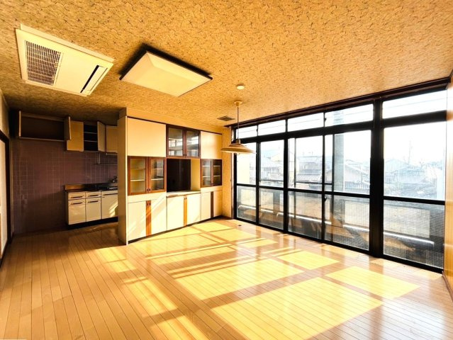 中古戸建　不破郡垂井町　昭和56年築の居間・リビング|２階