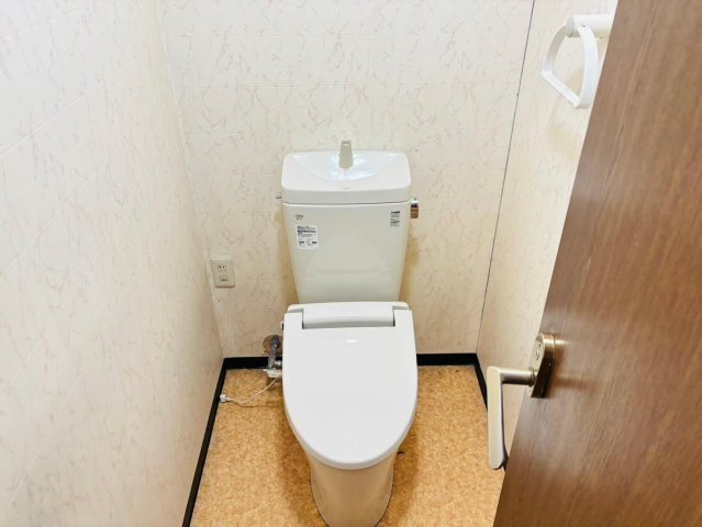 中古戸建　不破郡垂井町　昭和56年築のトイレ|２階トイレ