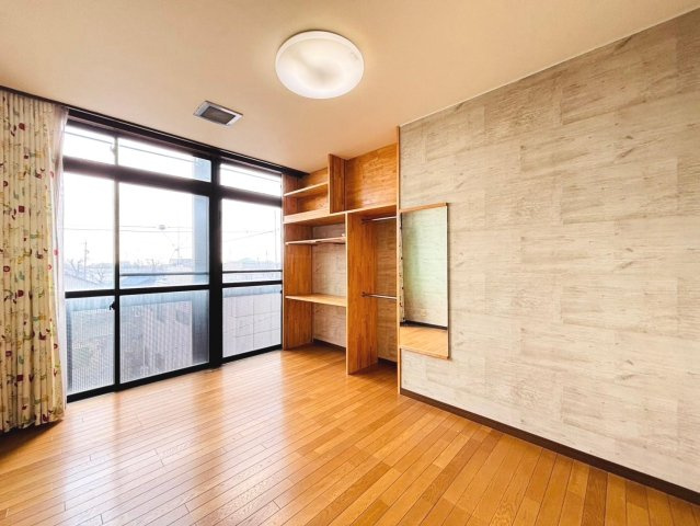 中古戸建　不破郡垂井町　昭和56年築の洋室|3階洋室