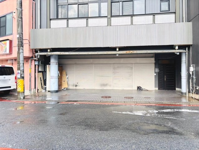 中古戸建　不破郡垂井町　昭和56年築の駐車場