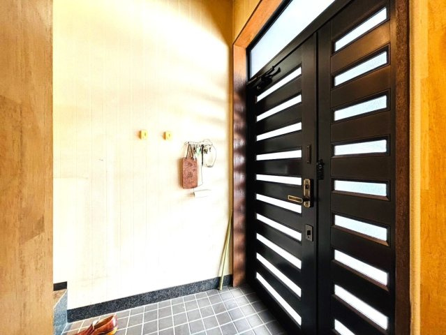 中古戸建　不破郡垂井町　昭和56年築の玄関|住居用玄関