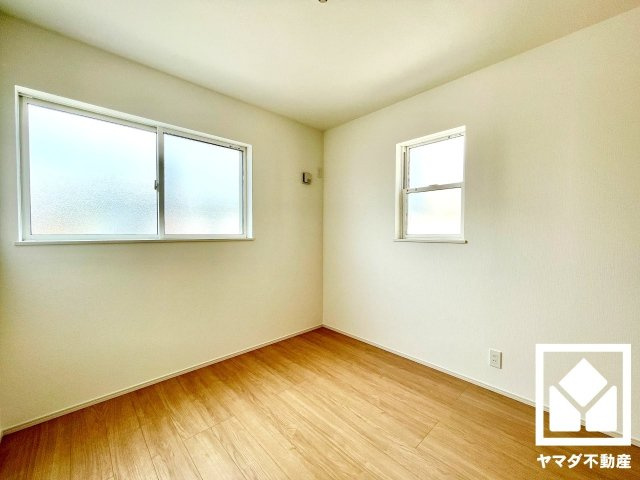 八幡市八幡軸　第4　1号棟の子供部屋