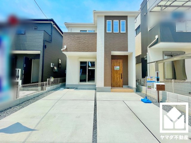 八幡市八幡軸　第4　1号棟の外観