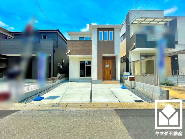 八幡市八幡軸　第4　1号棟の外観