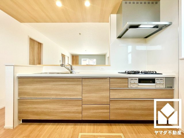 八幡市八幡軸　第4　1号棟のキッチン