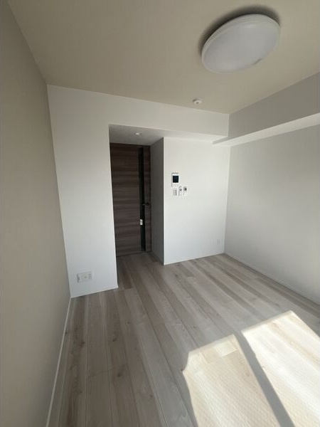 グランドロアール上新庄の洋室