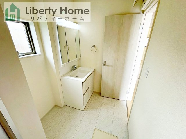 常陸大宮市石沢第2　新築戸建　6号棟の脱衣所