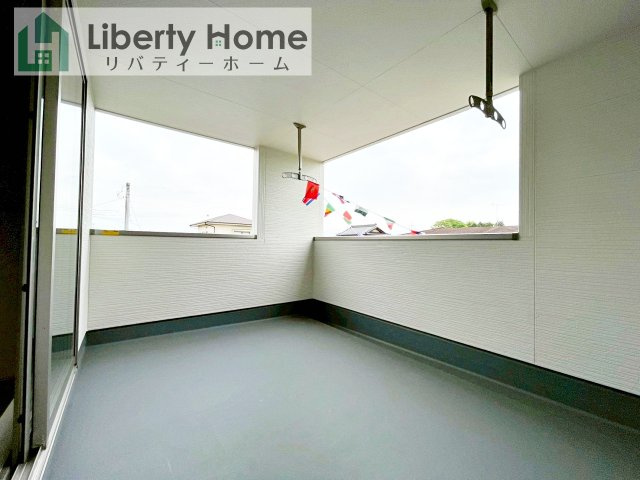 常陸大宮市石沢第2　新築戸建　6号棟のバルコニー