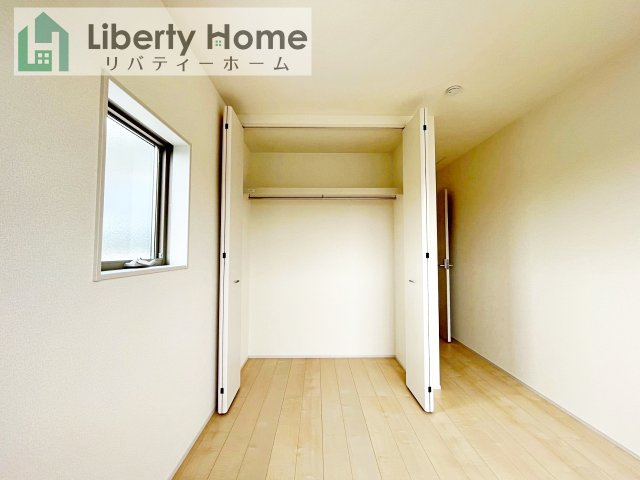 常陸大宮市石沢第2　新築戸建　6号棟の収納