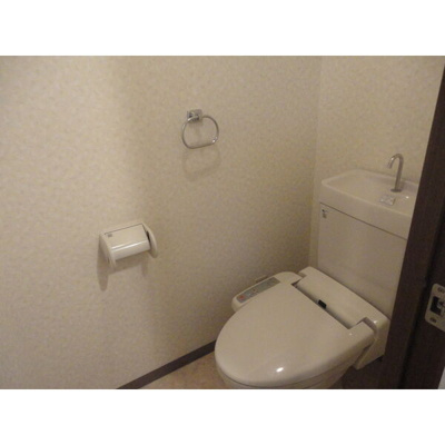 【トイレ】 | ロイヤルレザン