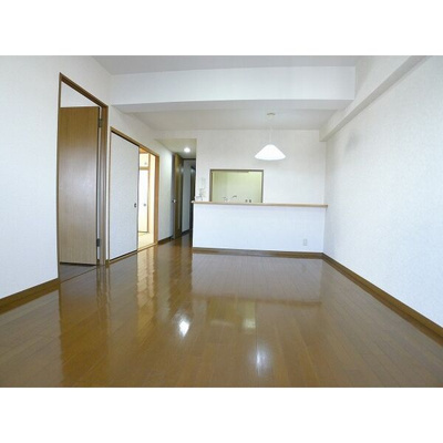 【居間・リビング】 | ロイヤルレザン