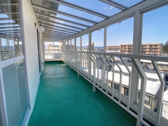 ラ・ベールのバルコニー