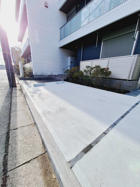 ＦｒｅｕｄｅＯｓｔｅｎの駐車場|★駐車場★