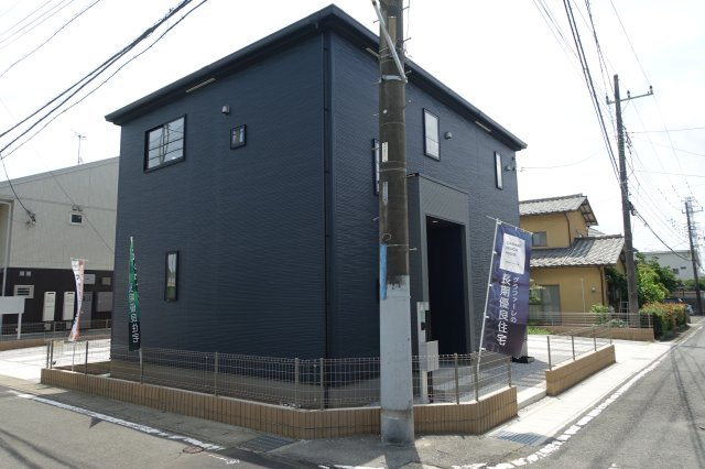 高崎市東貝沢町　新築一戸建　全２棟　１号棟の外観