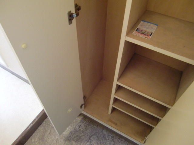 ジョイフル石屋川の玄関